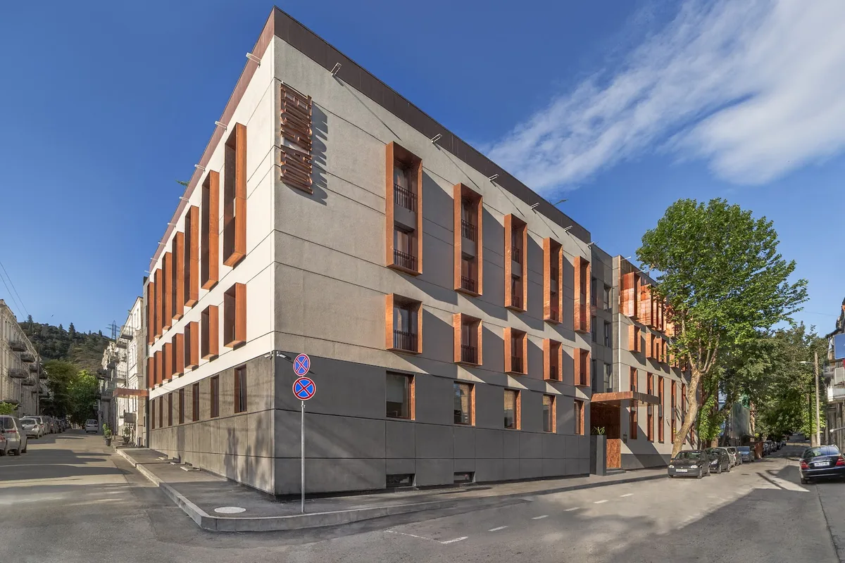 The facade of IOTA Hotel Tbilisi on Lermontov Street