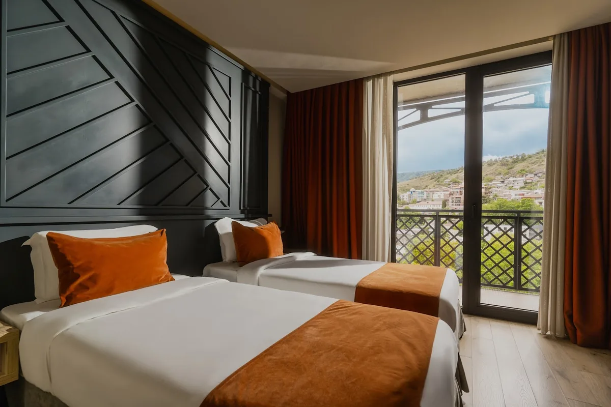 Guest room with a balcony at Sandali Metekhi