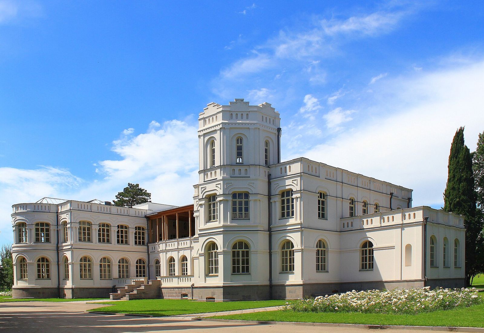 This is a photo of a cultural heritage monument in Georgia identified by the ID